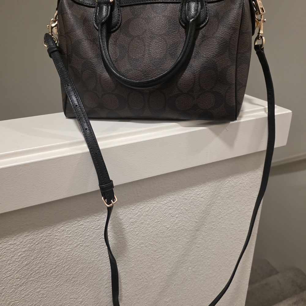 NWOT COACH Bennet Mini satchel